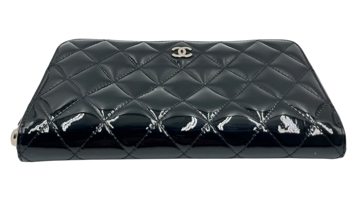 CHANEL INTERLOCKING CC LOGO PATENT LEATHER CONTINENTAL WALLET