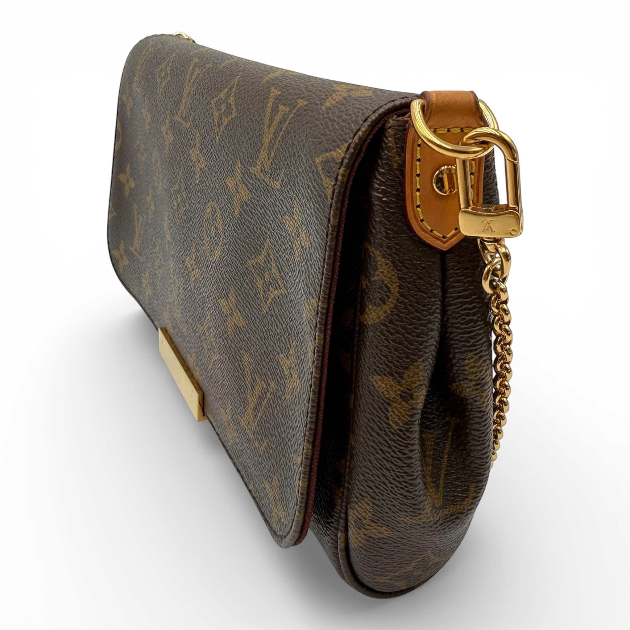 LOUIS VUITTON MONOGRAM FAVORITE MM CROSSBODY BAG