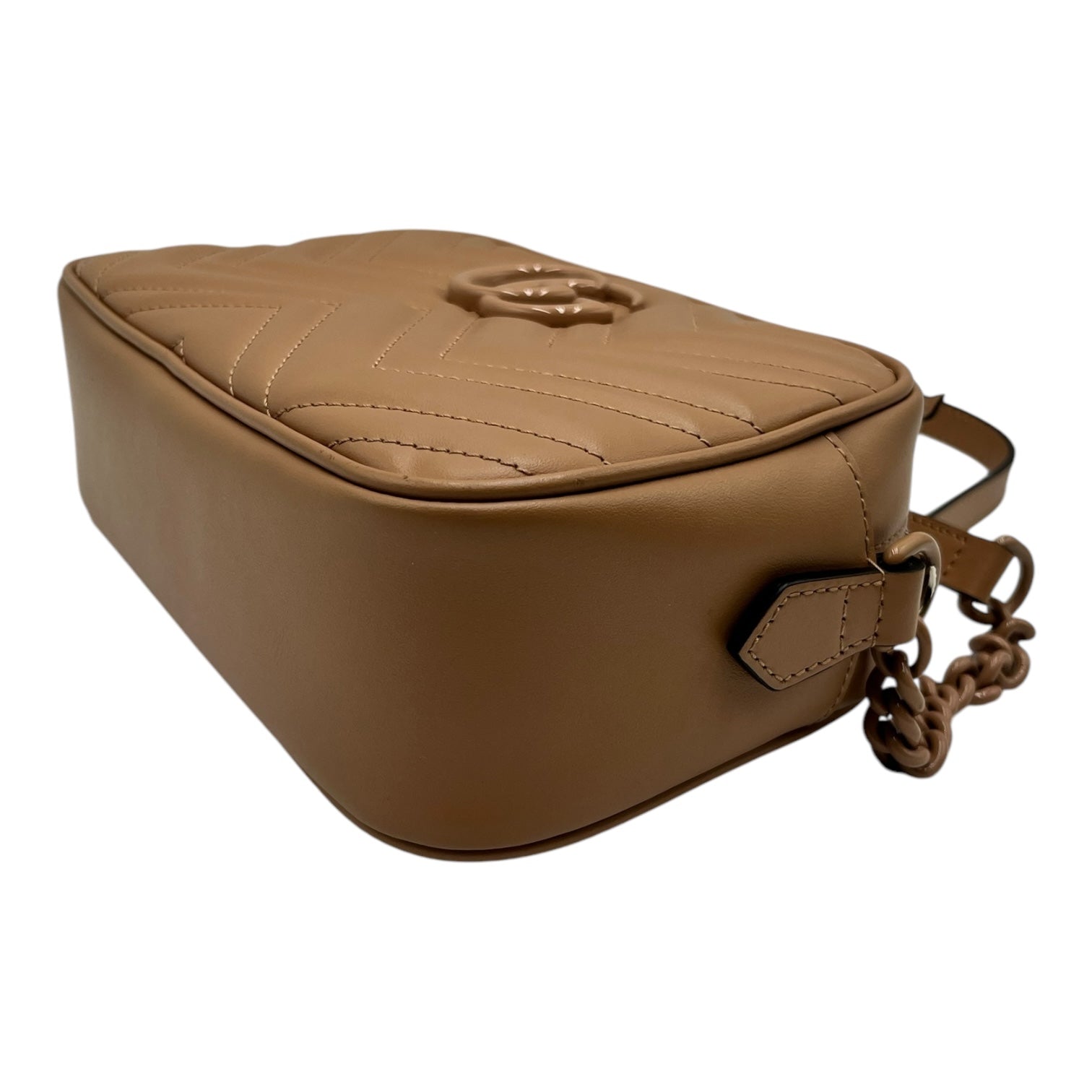 GUCCI GG MARMONT CAMERA MILKTEA CALFSKIN CROSSBODY