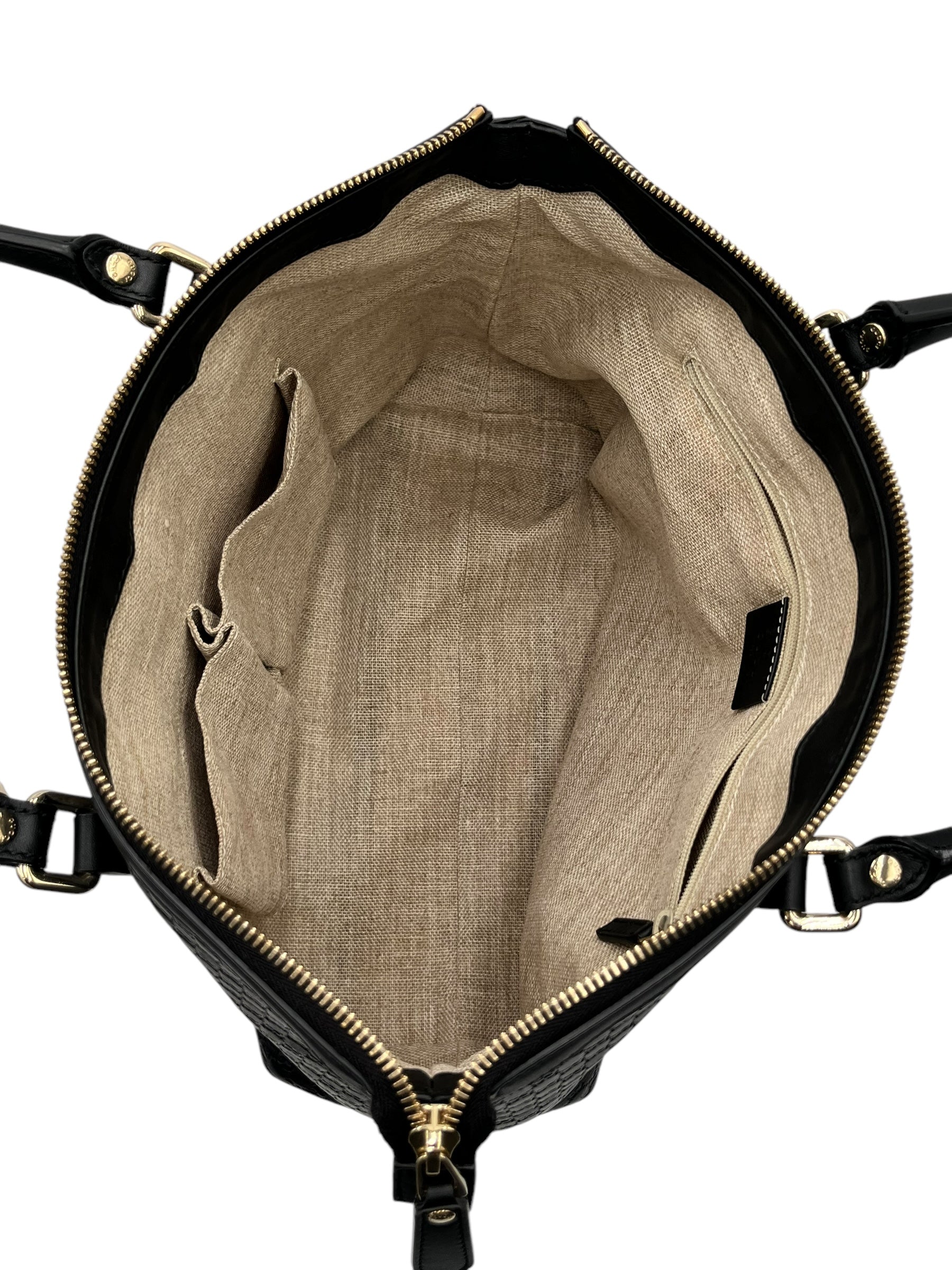 GUCCI  GG MICROGUCCISSIMA TOTE BAG IN BLACK