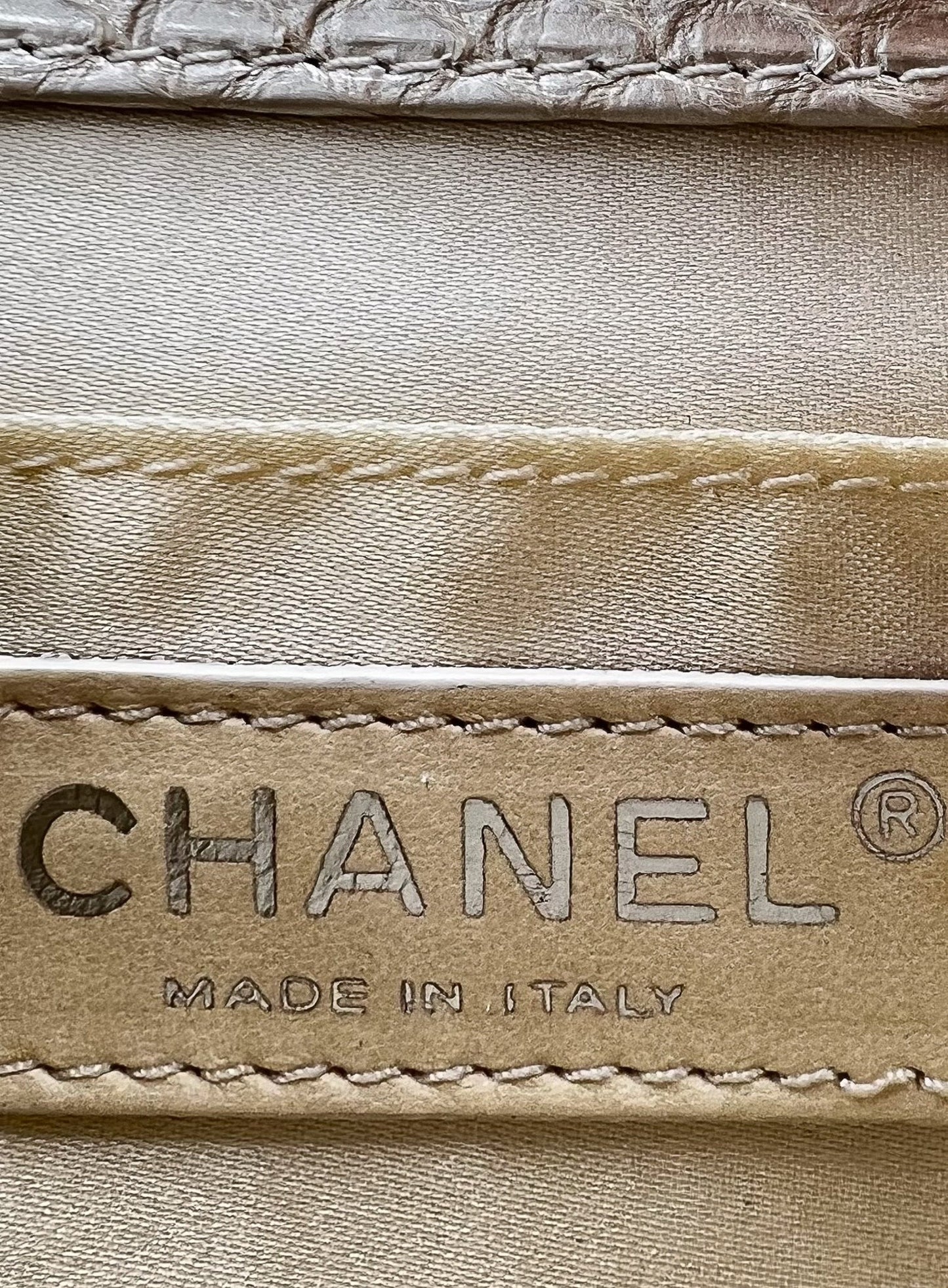 CHANEL LIGHT GOLD PYTHON IRIDESCENT QUILTED MEDIUM BAG