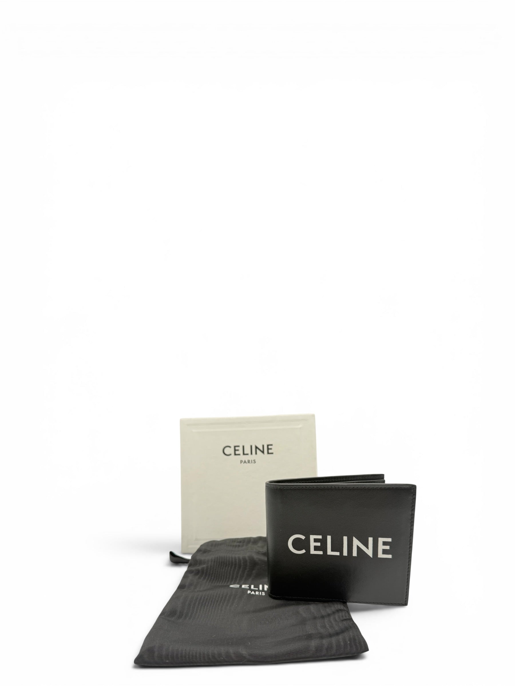 CELINE BLACK  MEN BI-FOLD WALLET IN SMOOTH CALFSKIN LEATHER WITH A PRINTED LOGO