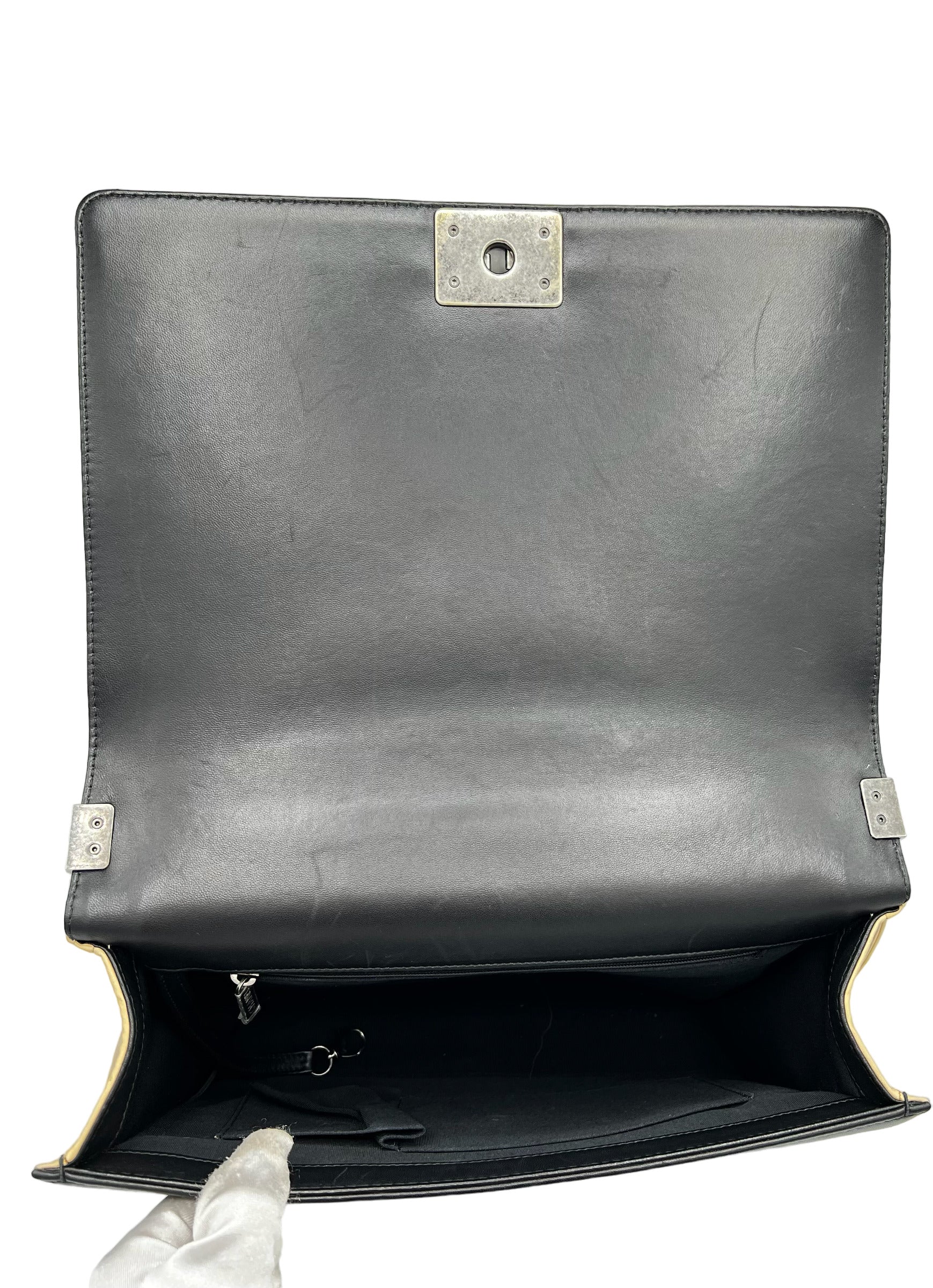 CHANEL BI-COLOR LARGE BOY FLAP QUILTED LAMBSKIN LEATHER SHOULDER BAG