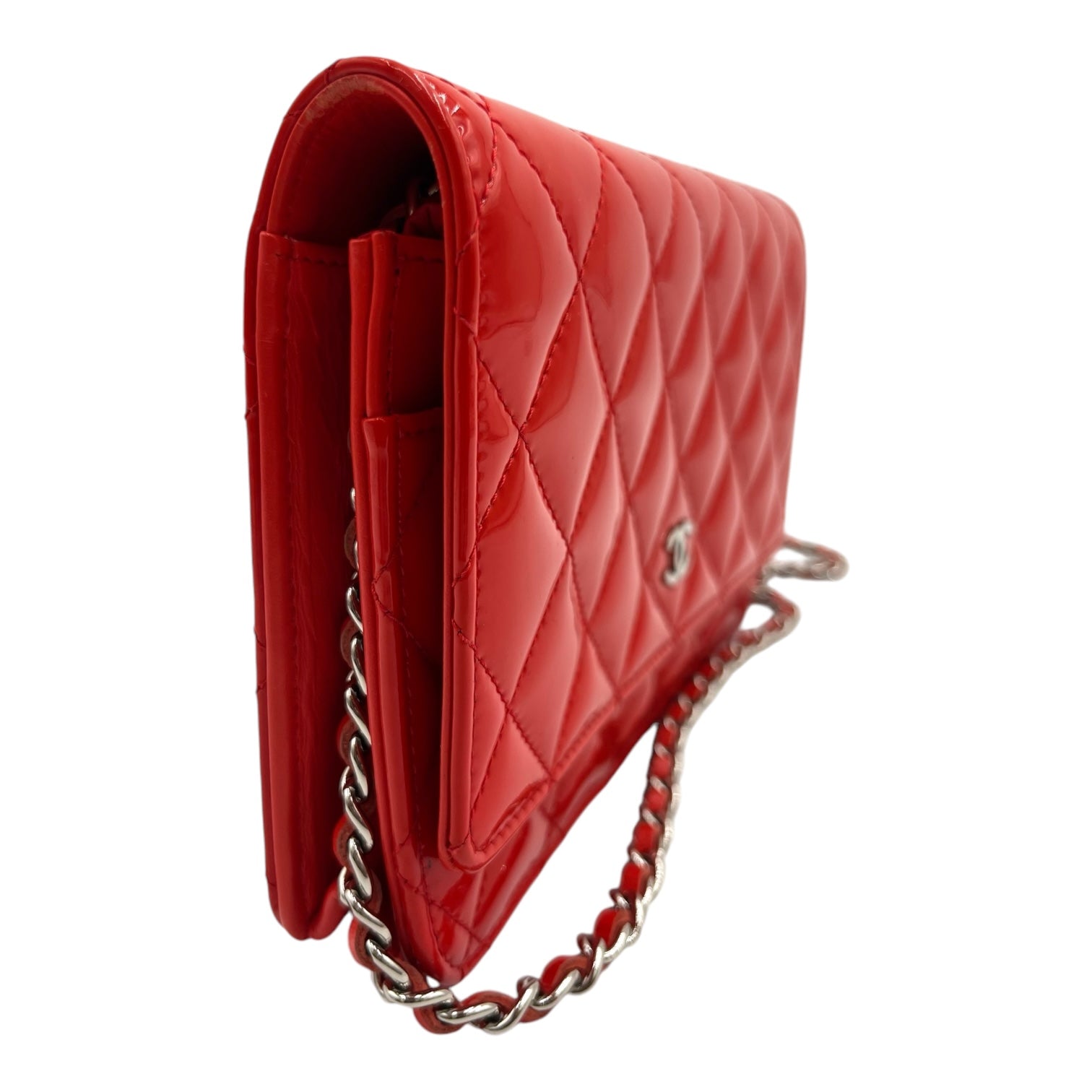 CHANEL ORANGE/RED QUILTED PATENT LEATHER CC WALLET ON CHAIN