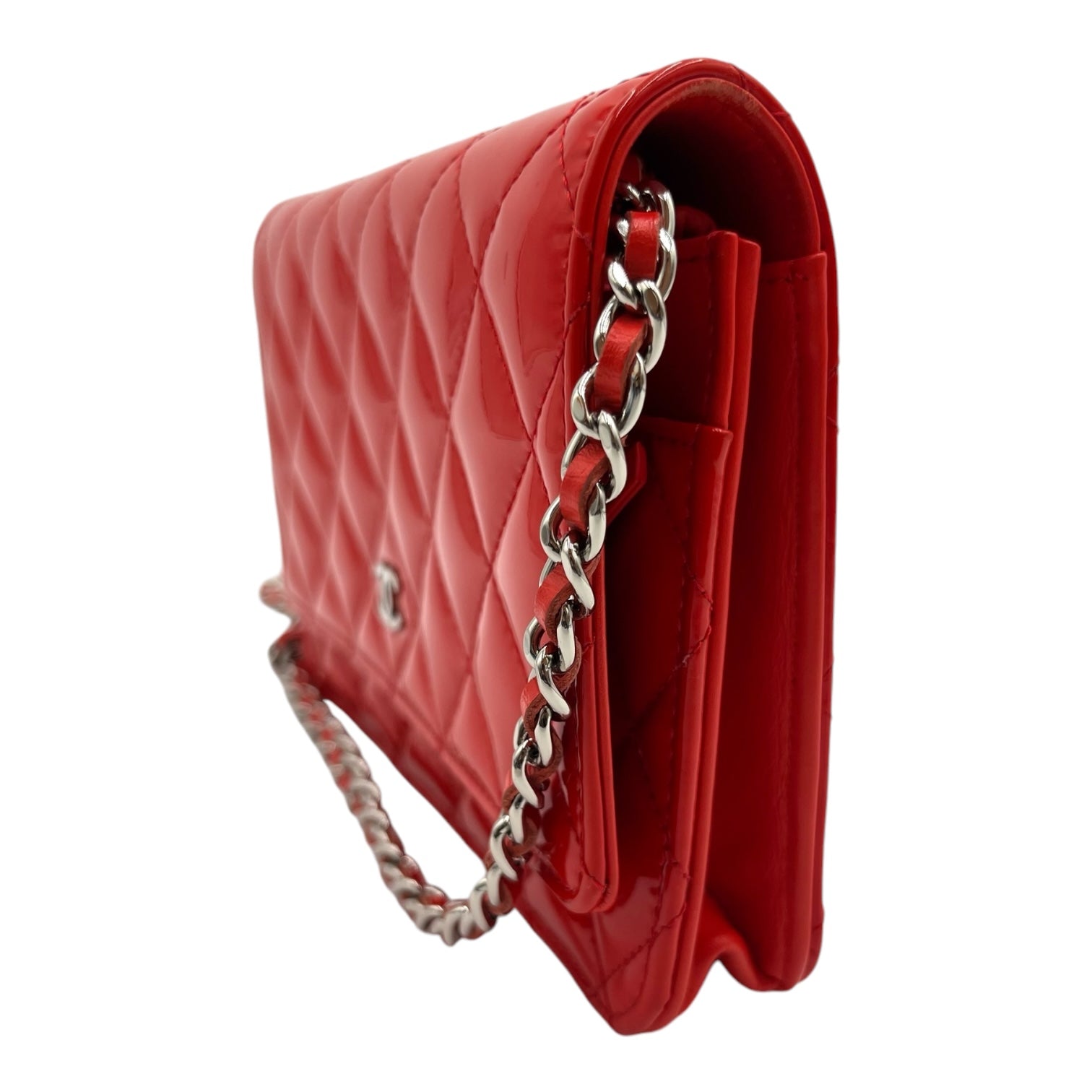 CHANEL ORANGE/RED QUILTED PATENT LEATHER CC WALLET ON CHAIN