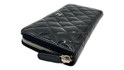 CHANEL INTERLOCKING CC LOGO PATENT LEATHER CONTINENTAL WALLET