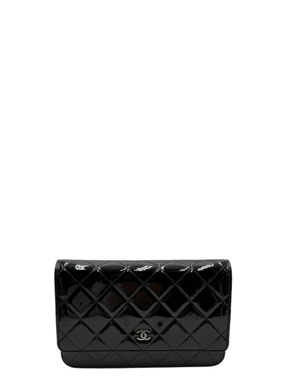 CHANEL BLACK QUILTED PATENT LEATHER CLASSIC WALLET ON CHAIN