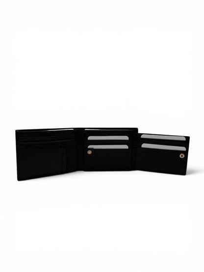GUCCI BLACK PEBBLED LEATHER BI-FOLD WALLET