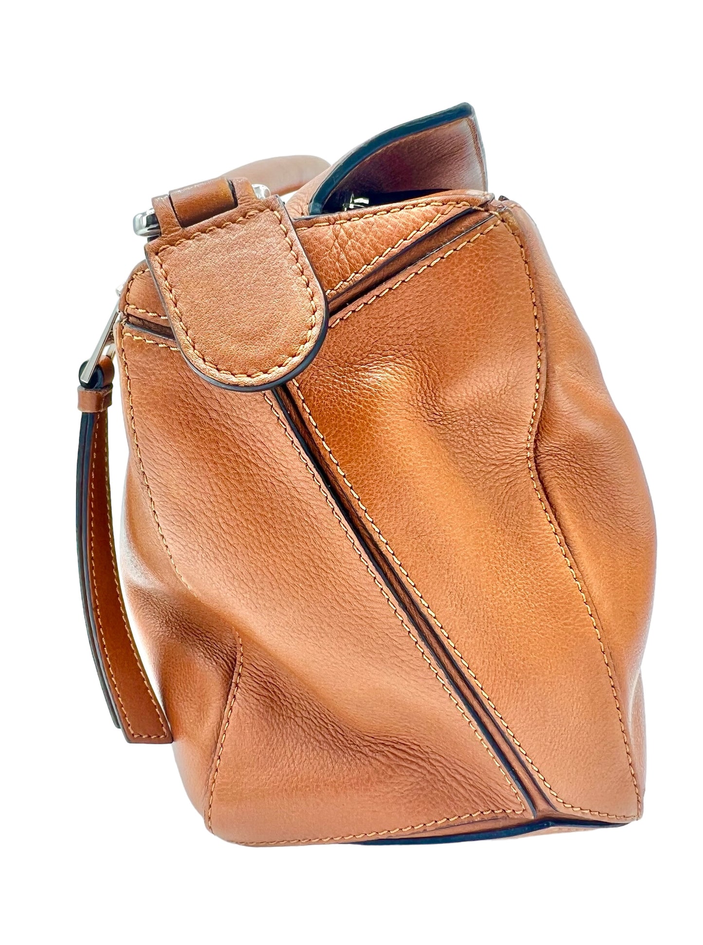 BOLSO DE HOMBRO MEDIANO LOEWE PUZZLE DE PIEL TAN