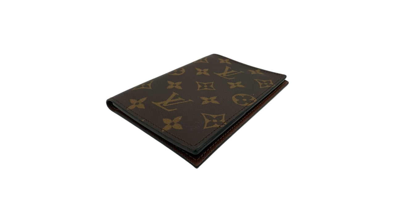 LOUIS VUITTON MONOGRAM CANVAS PASSPORT HOLDER