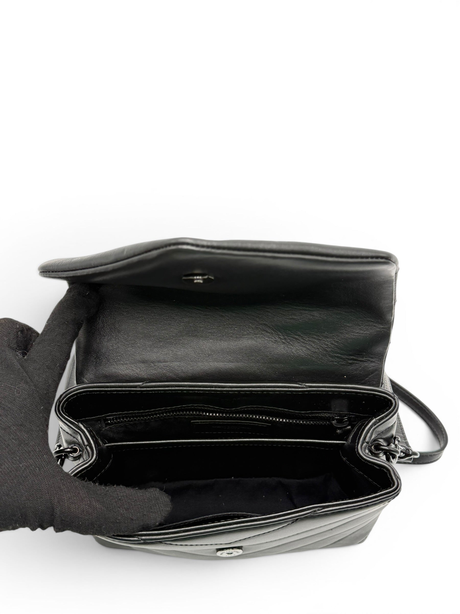 YSL TOY LOULOU BLACK SHOULDER BAG