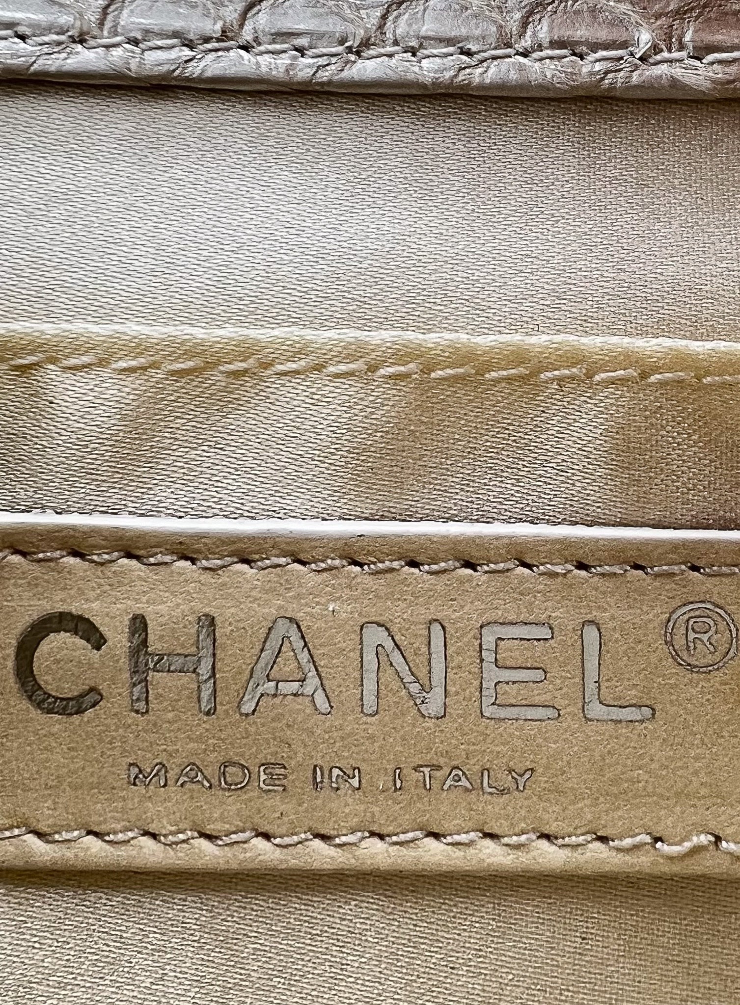 CHANEL LIGHT GOLD PYTHON IRIDESCENT QUILTED MEDIUM BAG