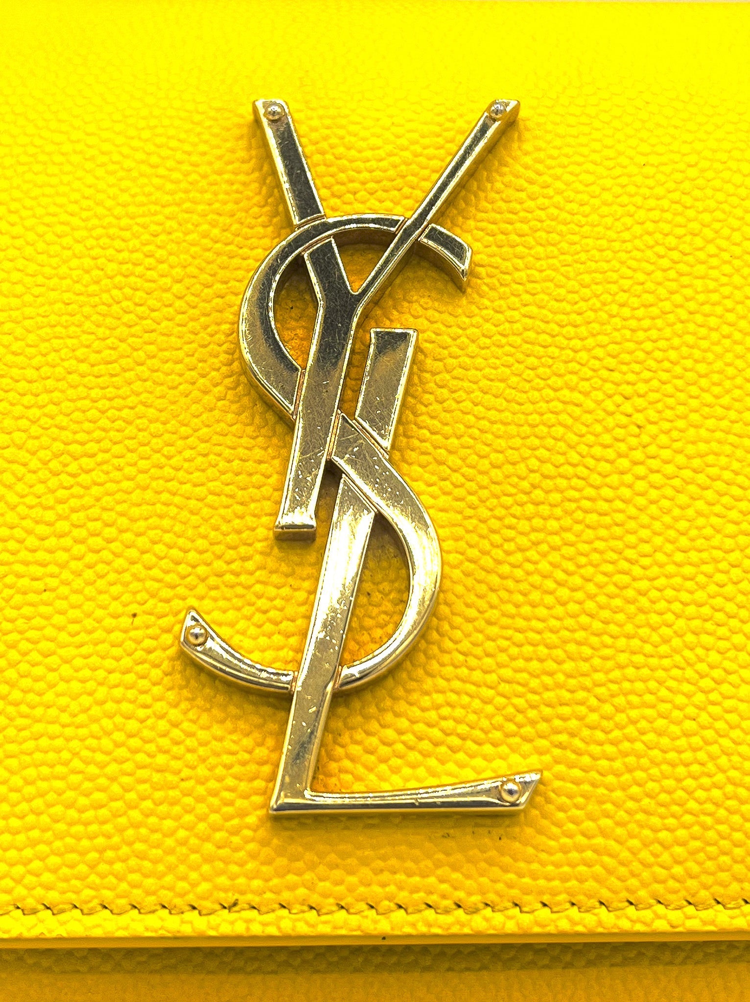 YSL CLASSIC MONOGRAM KATE LEATHER SHOULDER BAG IN YELLOW